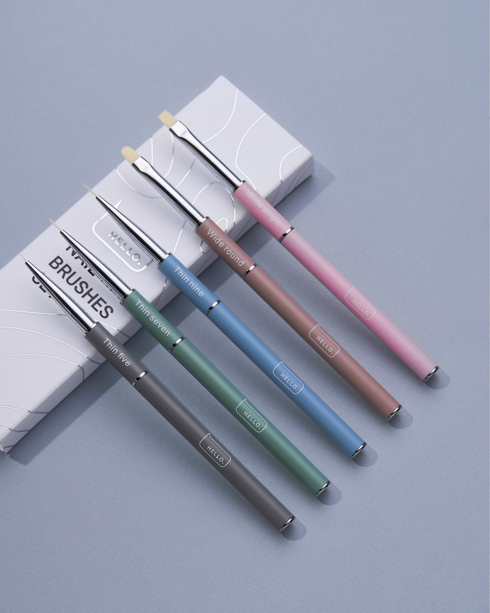 HEYLOVE | Brush - Thin Nine