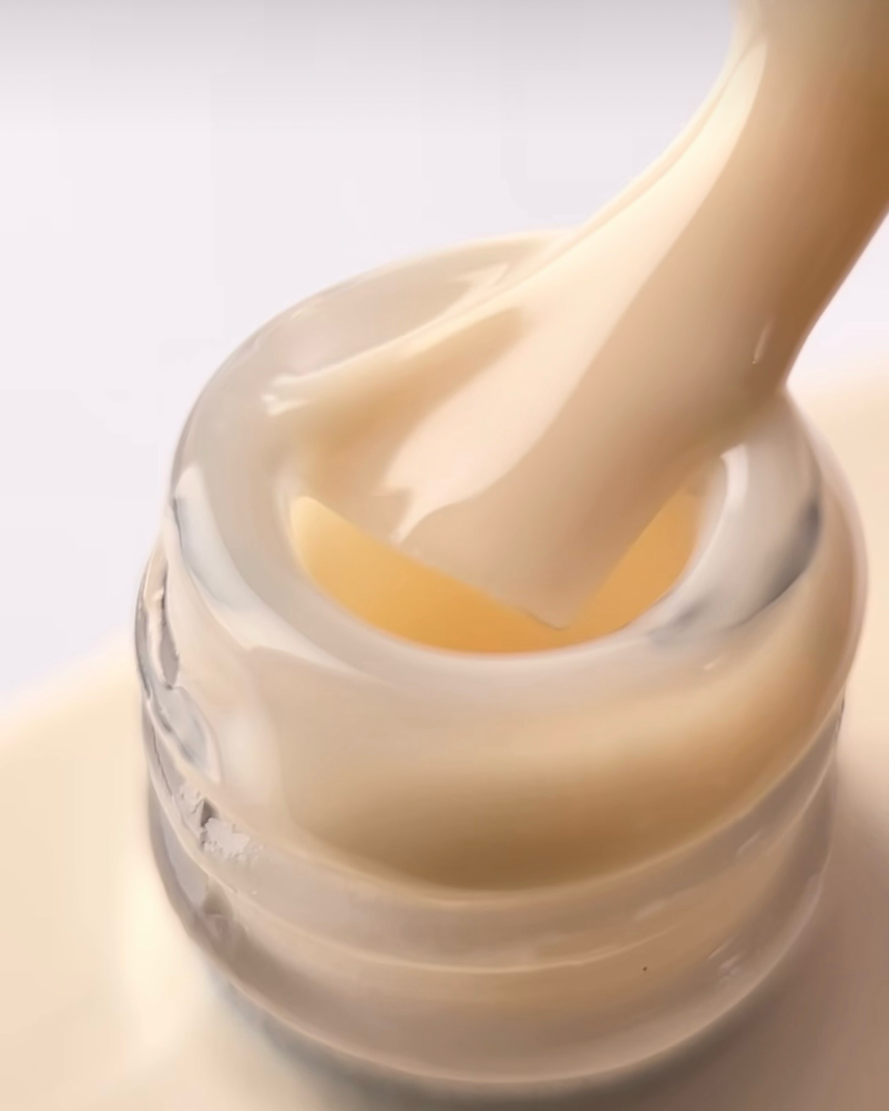 HEYLOVE | Tint Base - Ivory