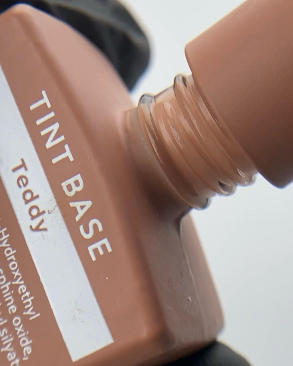HEYLOVE | Tint Base - Teddy