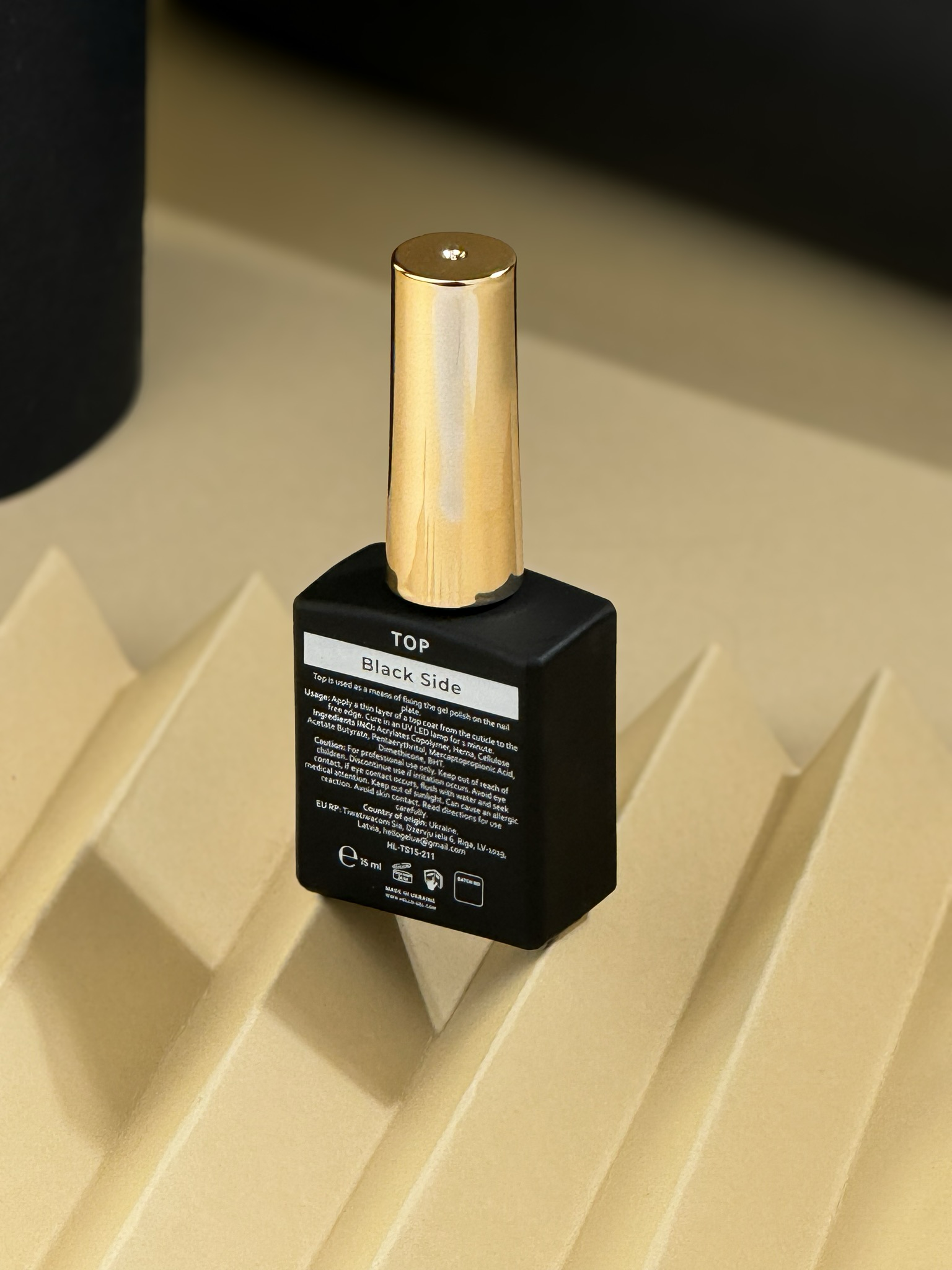 HEYLOVE | BB Topcoat - Black Side