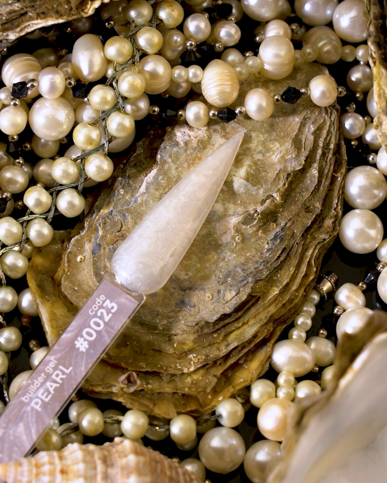 DNKa | Buildergel #0023 Pearl