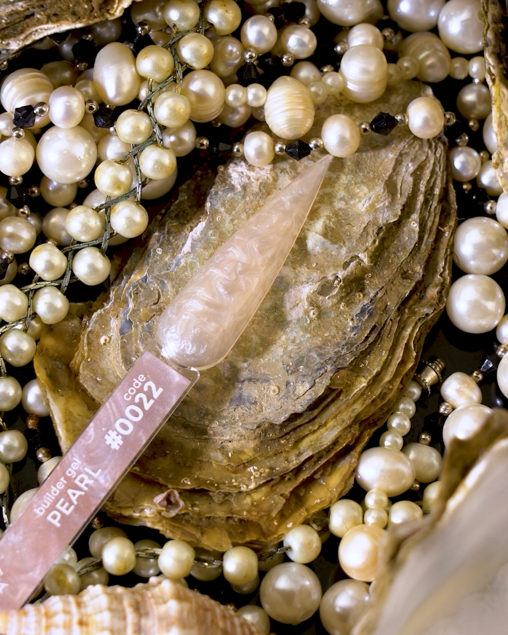 DNKa | Buildergel #0022 Pearl
