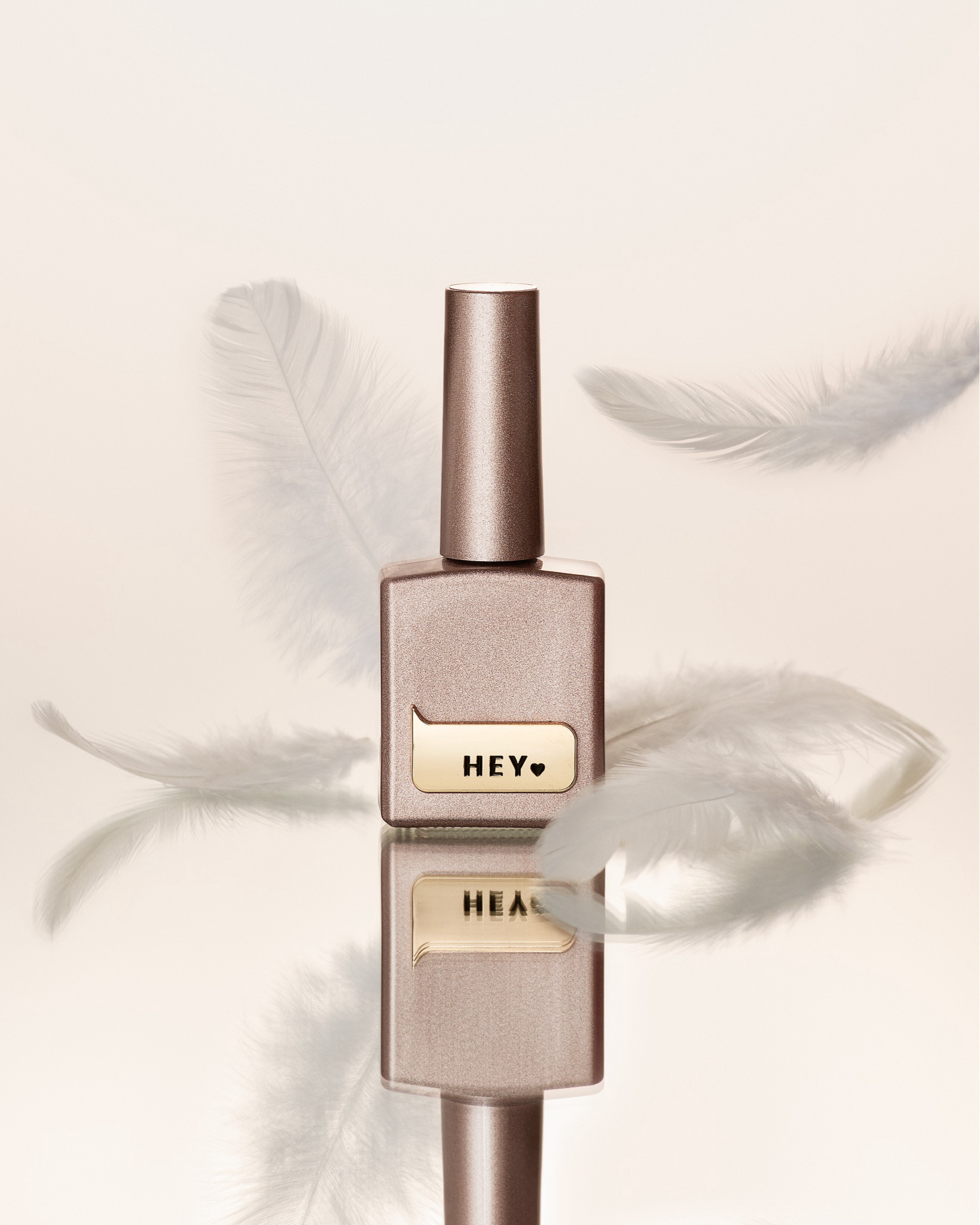 HEYLOVE | Gelpolish - Charm