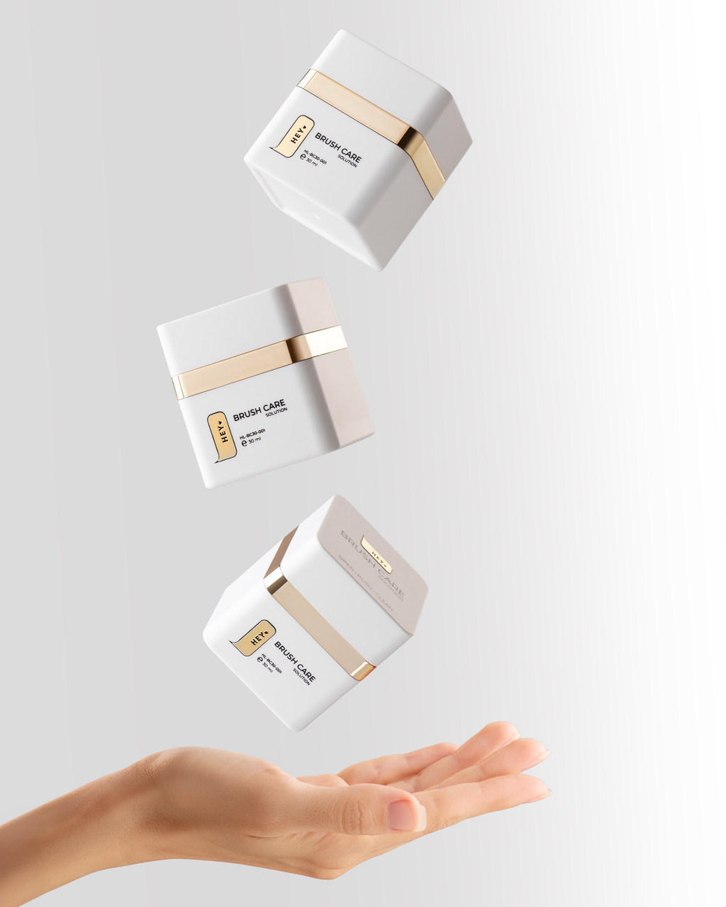 HEYLOVE | Brush Care Solution 30ml